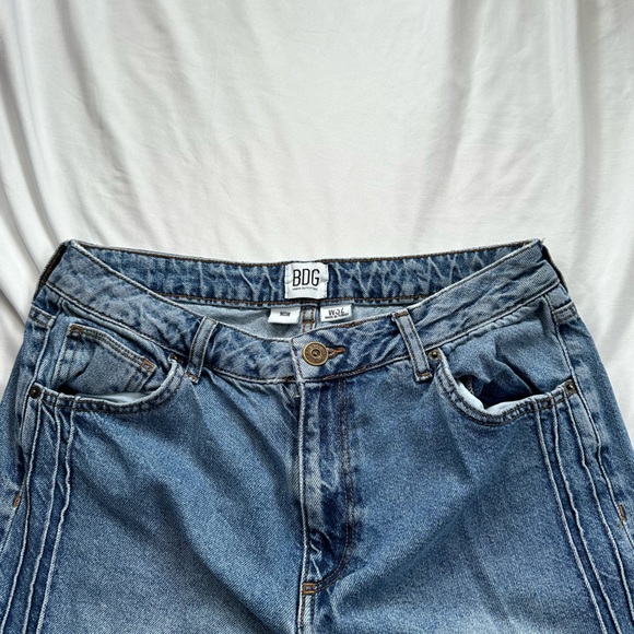 BDG Urban Outfitters straight leg denim mom jeans - Picture 2 of 4